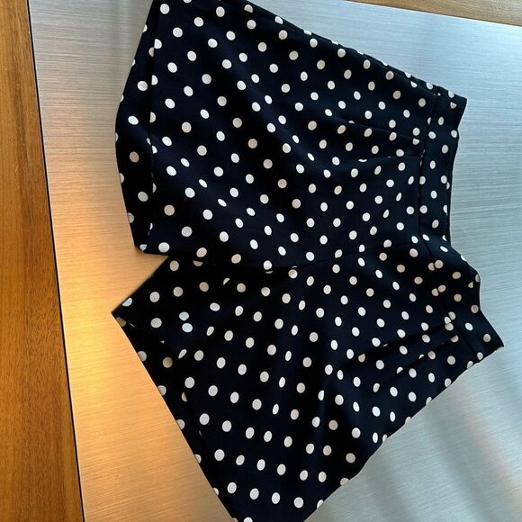 Carolina Herrera navy, and white polkadot shorts. Size 6 - Picture 10 of 12